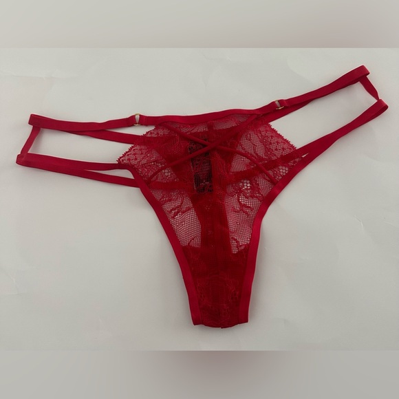 Victoria's Secret Very Sexy Bold Red Lace Thong Panty - Picture 1 of 8